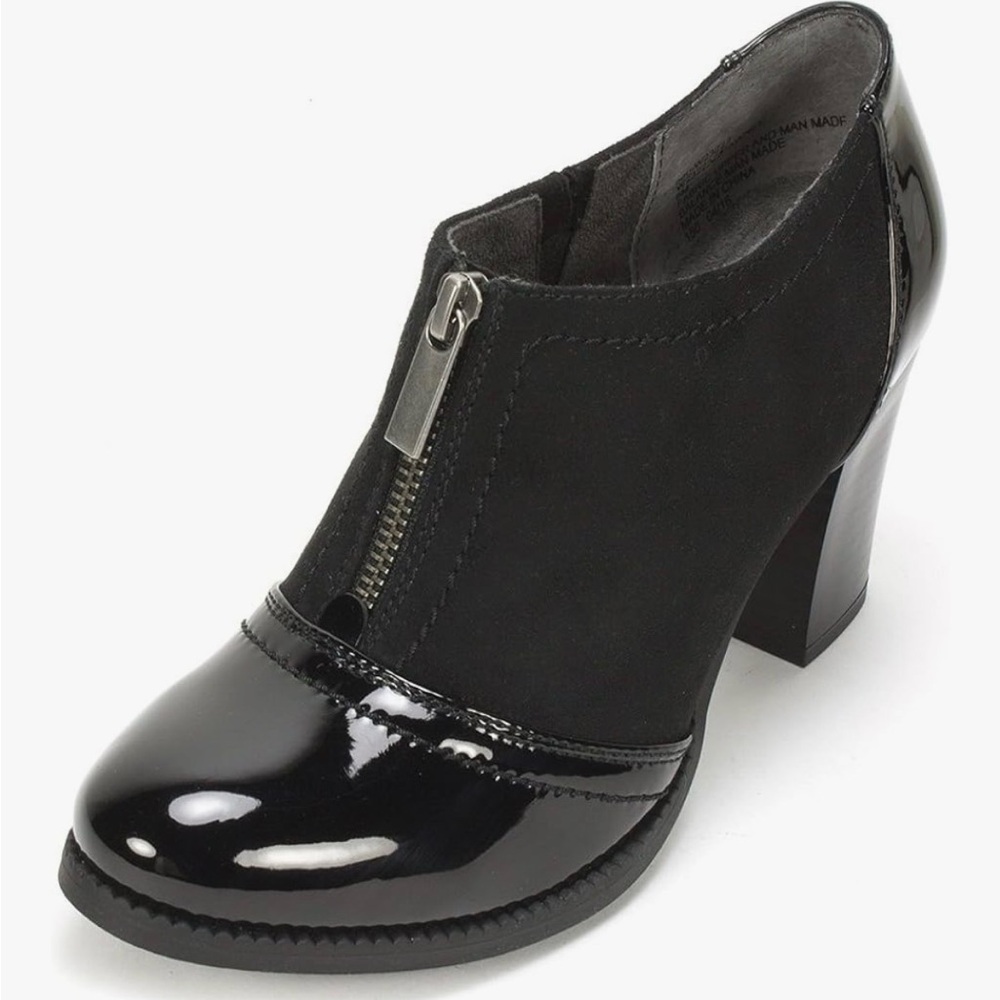 White Mountain Pawnee black suede and patent zip up booties NWOT 8.5 - Picture 2 of 10